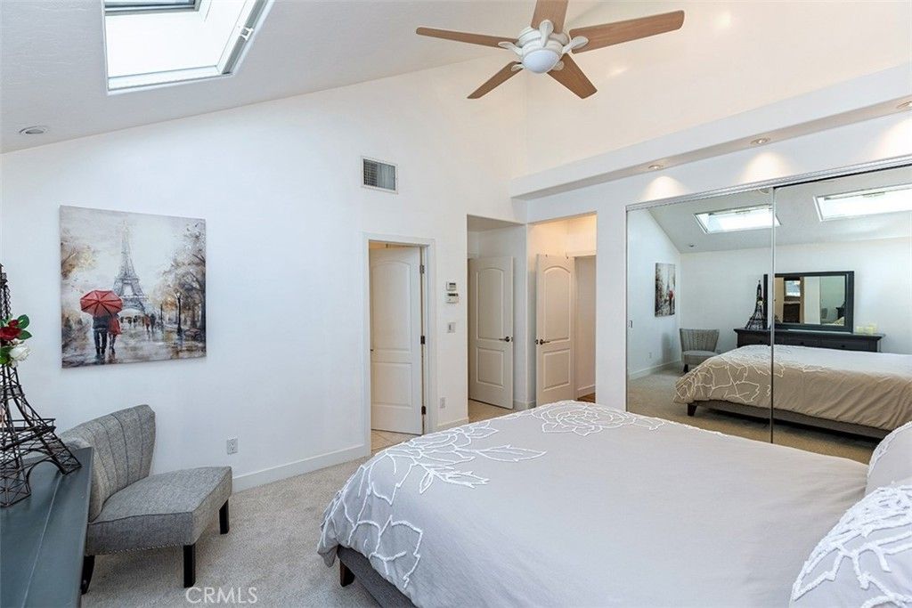Image 12 of property listing at 16423 California Avenue, Bellflower, CA 90706