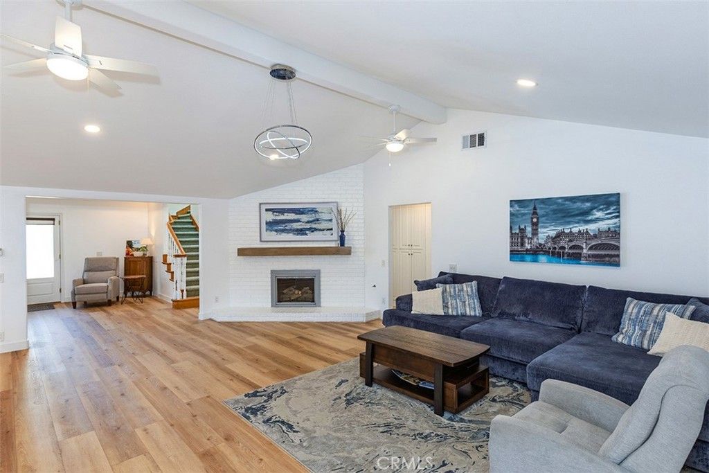 Image 2 of property listing at 16423 California Avenue, Bellflower, CA 90706