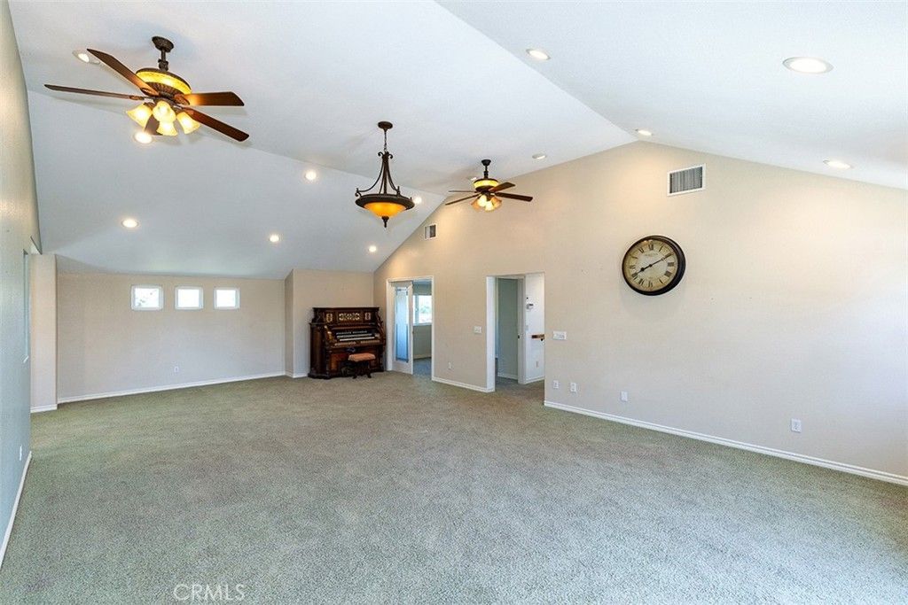 Image 24 of property listing at 16423 California Avenue, Bellflower, CA 90706