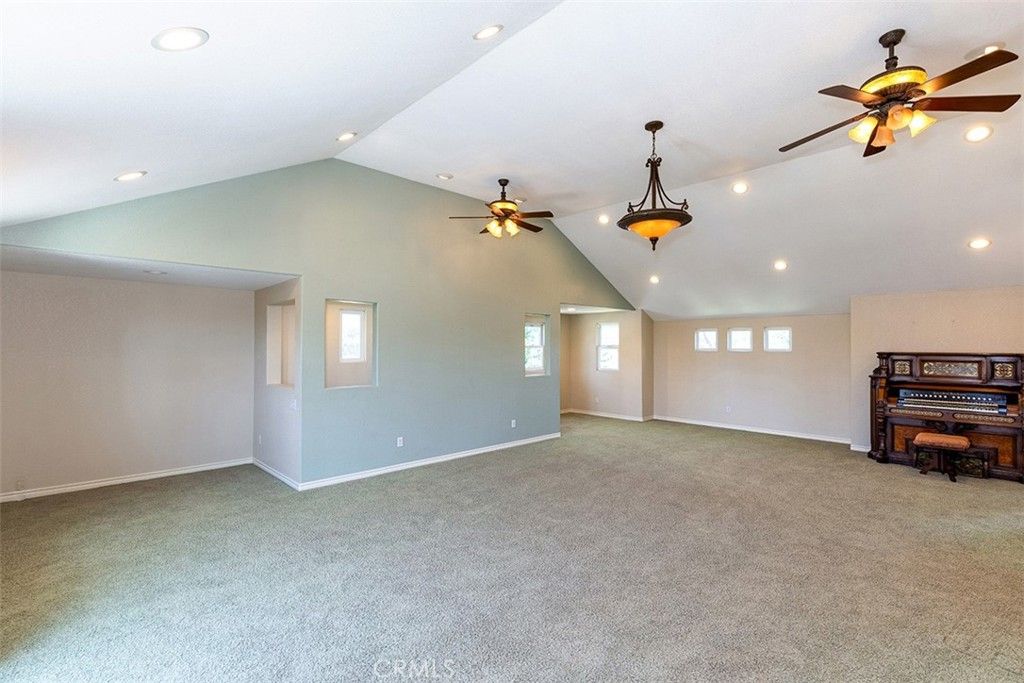 Image 25 of property listing at 16423 California Avenue, Bellflower, CA 90706