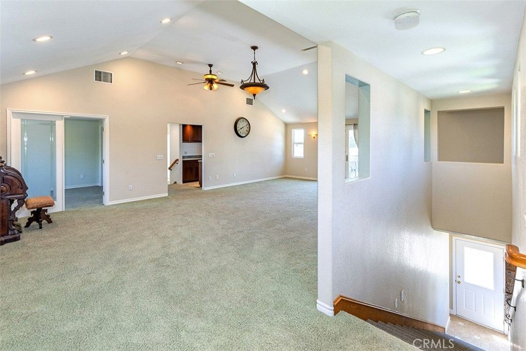 Image 26 of property listing at 16423 California Avenue, Bellflower, CA 90706