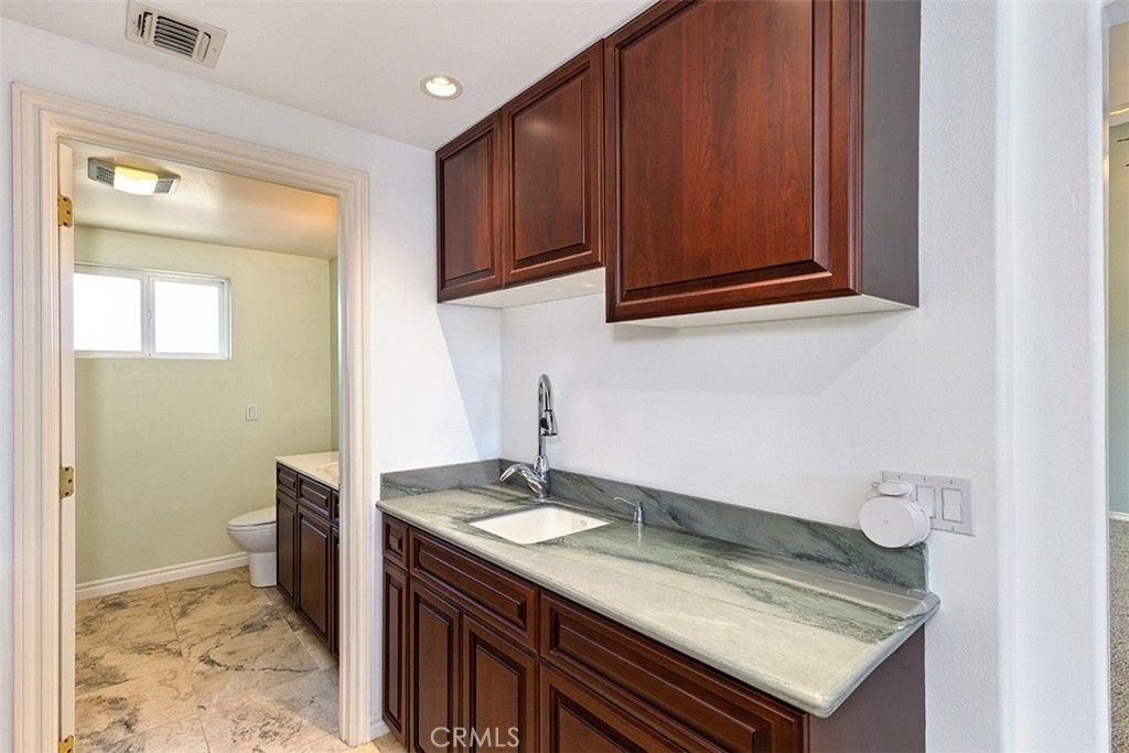 Image 32 of property listing at 16423 California Avenue, Bellflower, CA 90706