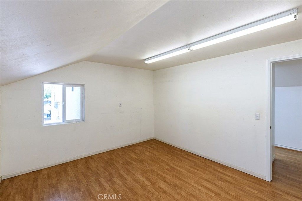 Image 34 of property listing at 16423 California Avenue, Bellflower, CA 90706