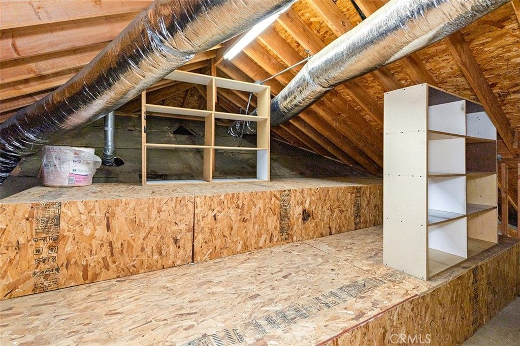 Image 35 of property listing at 16423 California Avenue, Bellflower, CA 90706