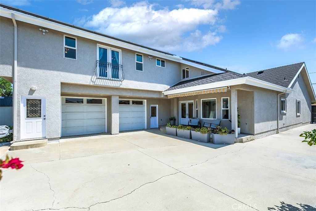 Image 38 of property listing at 16423 California Avenue, Bellflower, CA 90706