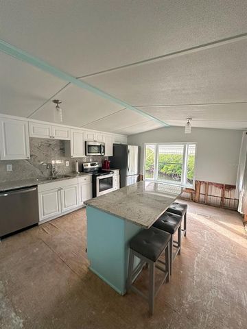143 BAYOU DRIVE, Venice, FL 34285