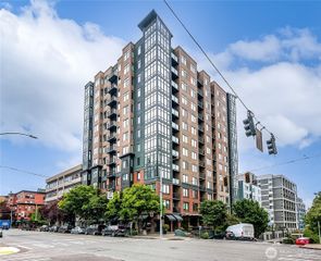 2721 1st Avenue #604, Seattle, WA 98121