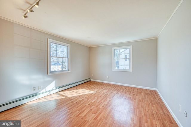 4705 PARK LN, Aston, PA 19014