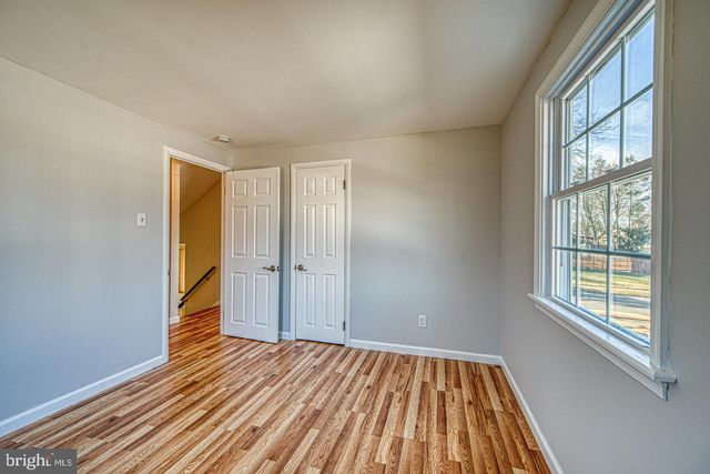 4705 PARK LN, Aston, PA 19014