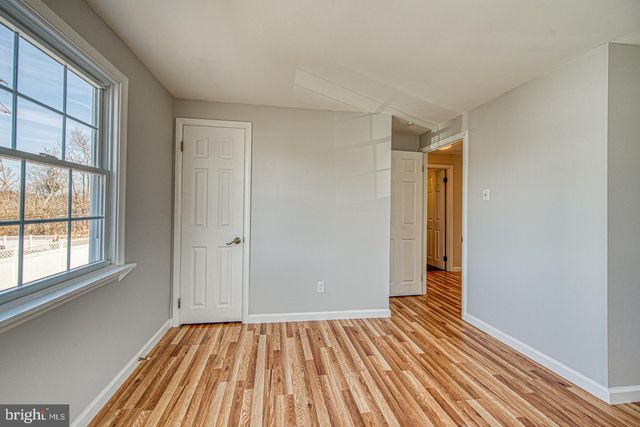 4705 PARK LN, Aston, PA 19014