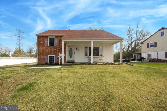 4705 PARK LN, Aston, PA 19014