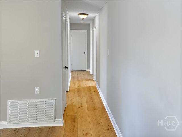 4 Cross Bow Court, Savannah, GA 31406