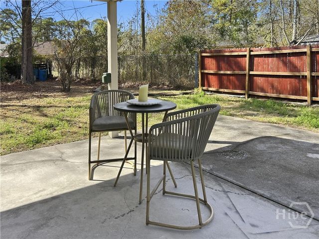 4 Cross Bow Court, Savannah, GA 31406