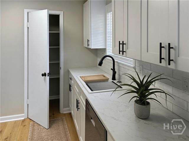 4 Cross Bow Court, Savannah, GA 31406