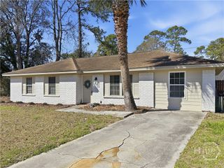 4 Cross Bow Court, Savannah, GA 31406