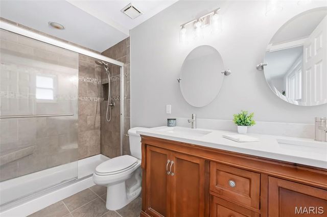 7 Town Cryer Court, O'fallon, MO 63366