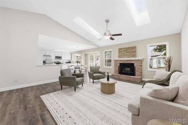 7 Town Cryer Court, O'fallon, MO 63366