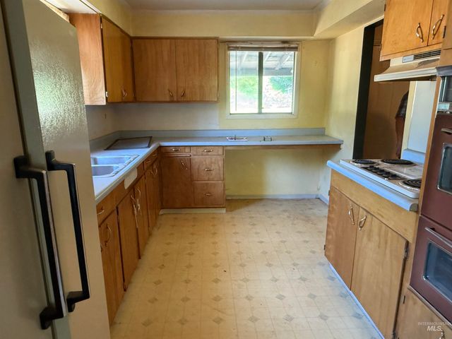 187 Harmony Heights Loop, Orofino, ID 83544