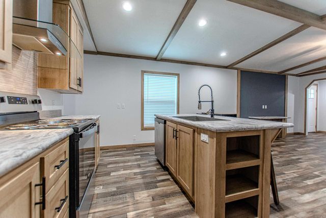 2339 Lee Circle, Benton, AR 72015