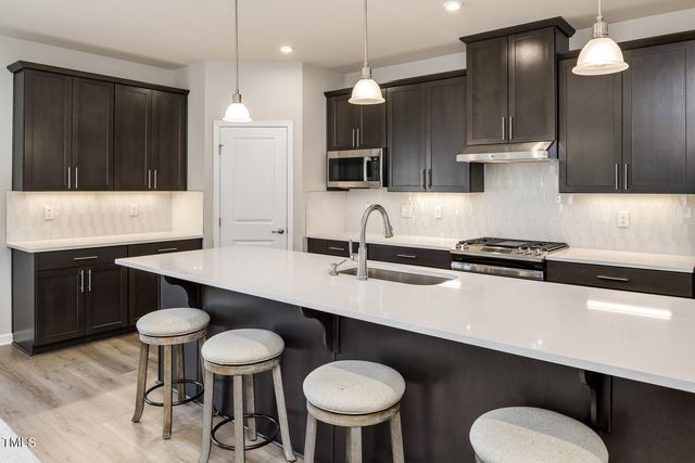 2013 Flower Gate Way, Knightdale, NC 27604