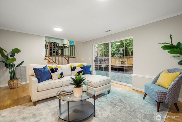 13708 175th Court NE, Redmond, WA 98052