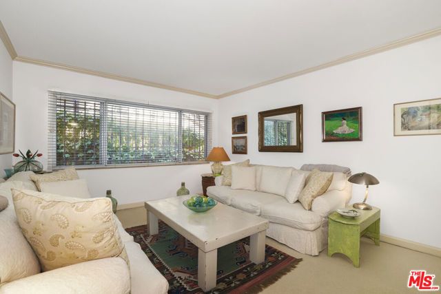 11750 W Sunset Boulevard 100, Los Angeles, CA 90049