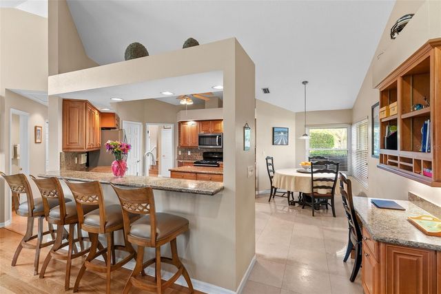 4731 COCONUT PALM CIRCLE NE, St Petersburg, FL 33703