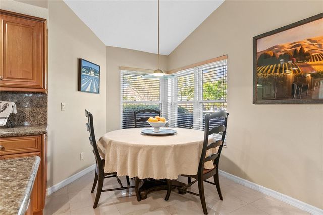 4731 COCONUT PALM CIRCLE NE, St Petersburg, FL 33703