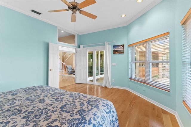 4731 COCONUT PALM CIRCLE NE, St Petersburg, FL 33703
