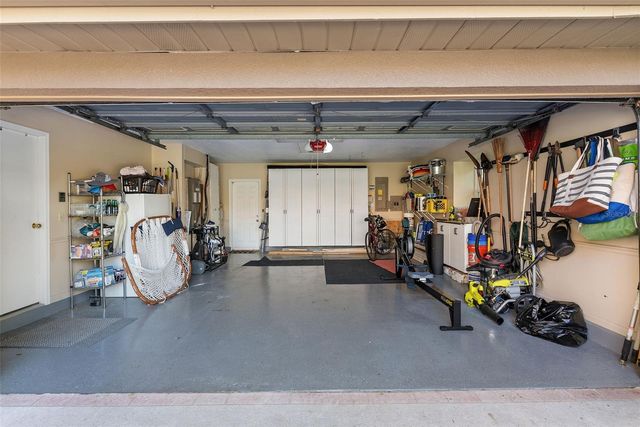 4731 COCONUT PALM CIRCLE NE, St Petersburg, FL 33703