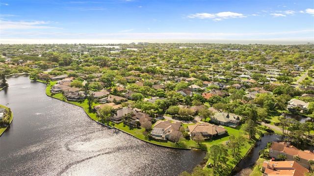 4731 COCONUT PALM CIRCLE NE, St Petersburg, FL 33703