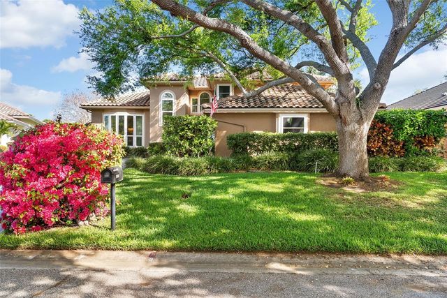 4731 COCONUT PALM CIRCLE NE, St Petersburg, FL 33703