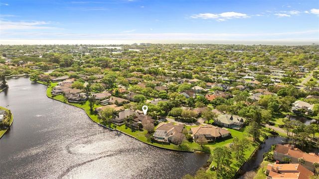 4731 COCONUT PALM CIRCLE NE, St Petersburg, FL 33703