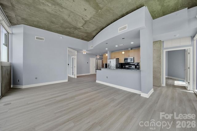 210 N Church Street 1002, Charlotte, NC 28202