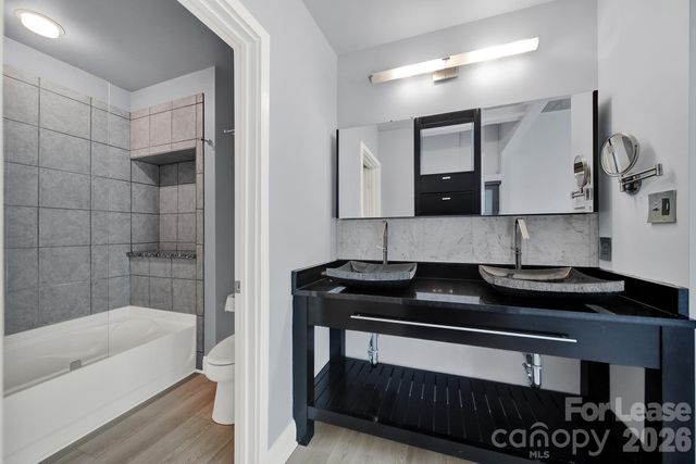 210 N Church Street 1002, Charlotte, NC 28202