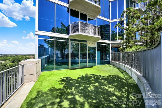210 N Church Street 1002, Charlotte, NC 28202