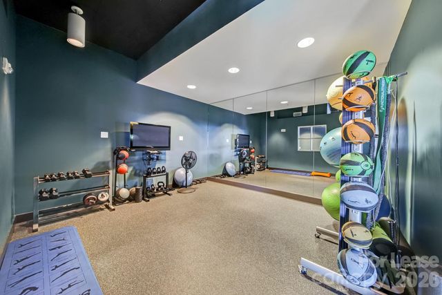 210 N Church Street 1002, Charlotte, NC 28202