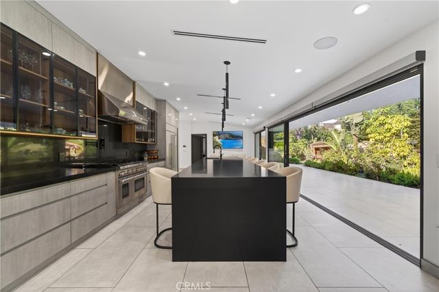 20431 Germain, Chatsworth, CA 91311
