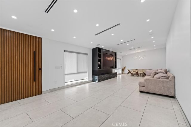 20431 Germain, Chatsworth, CA 91311