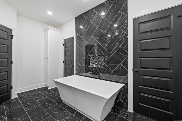 10 Brixton, Cabot, AR 72023