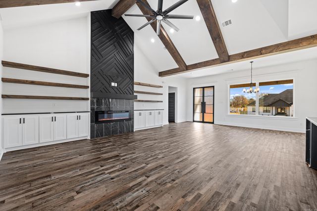 10 Brixton, Cabot, AR 72023