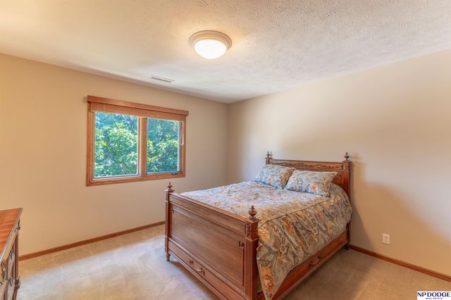 3506 N 124th Avenue, Omaha, NE 68164