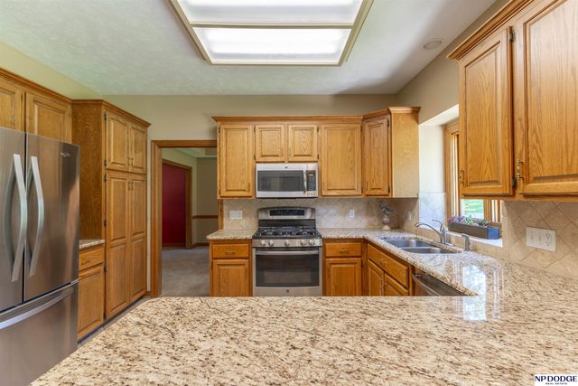 3506 N 124th Avenue, Omaha, NE 68164