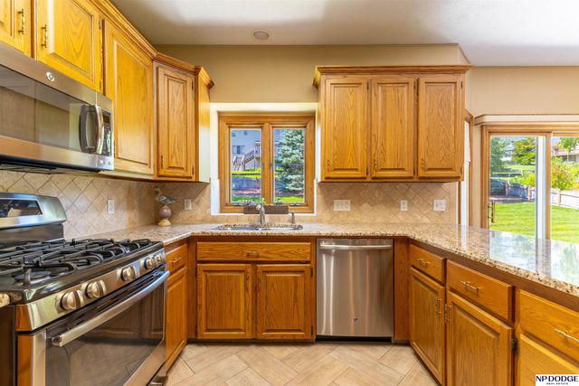 3506 N 124th Avenue, Omaha, NE 68164