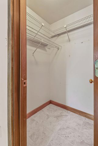 1066 Millpond Road G, Valparaiso, IN 46385