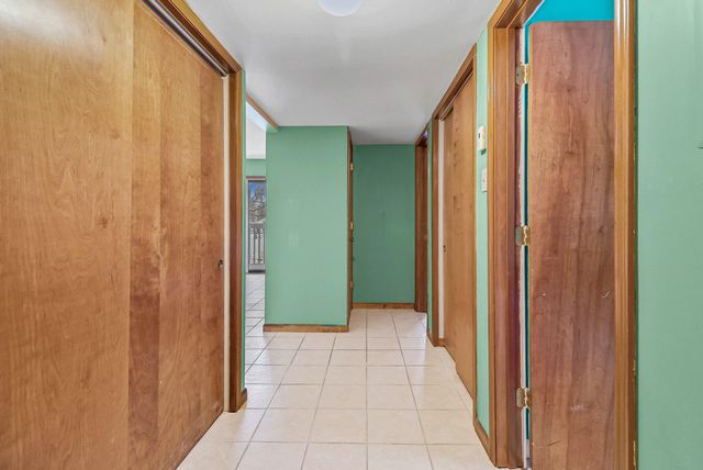 1066 Millpond Road G, Valparaiso, IN 46385