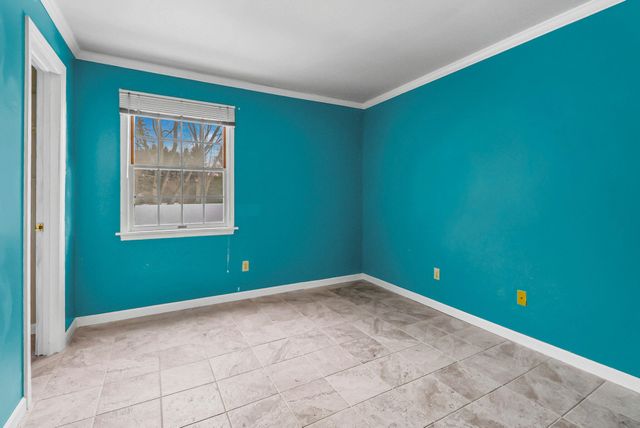 1066 Millpond Road G, Valparaiso, IN 46385