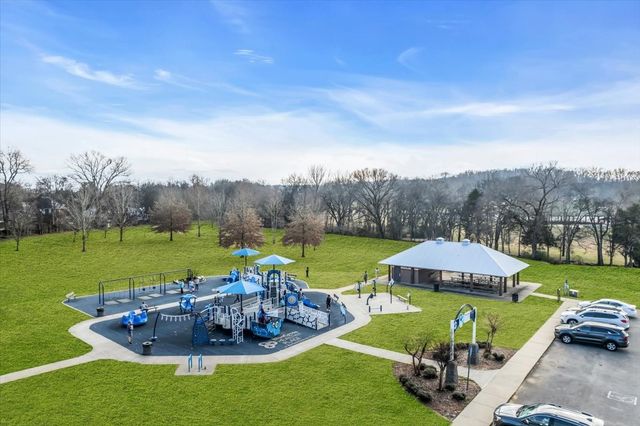 3182 Jenkins Dr, Murfreesboro, TN 37128