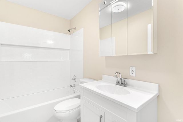 3707 Addison Street, South Bend, IN 46614
