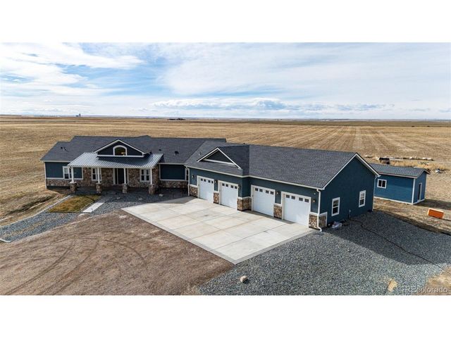 1755 Timberlake Rd, Byers, CO 80103